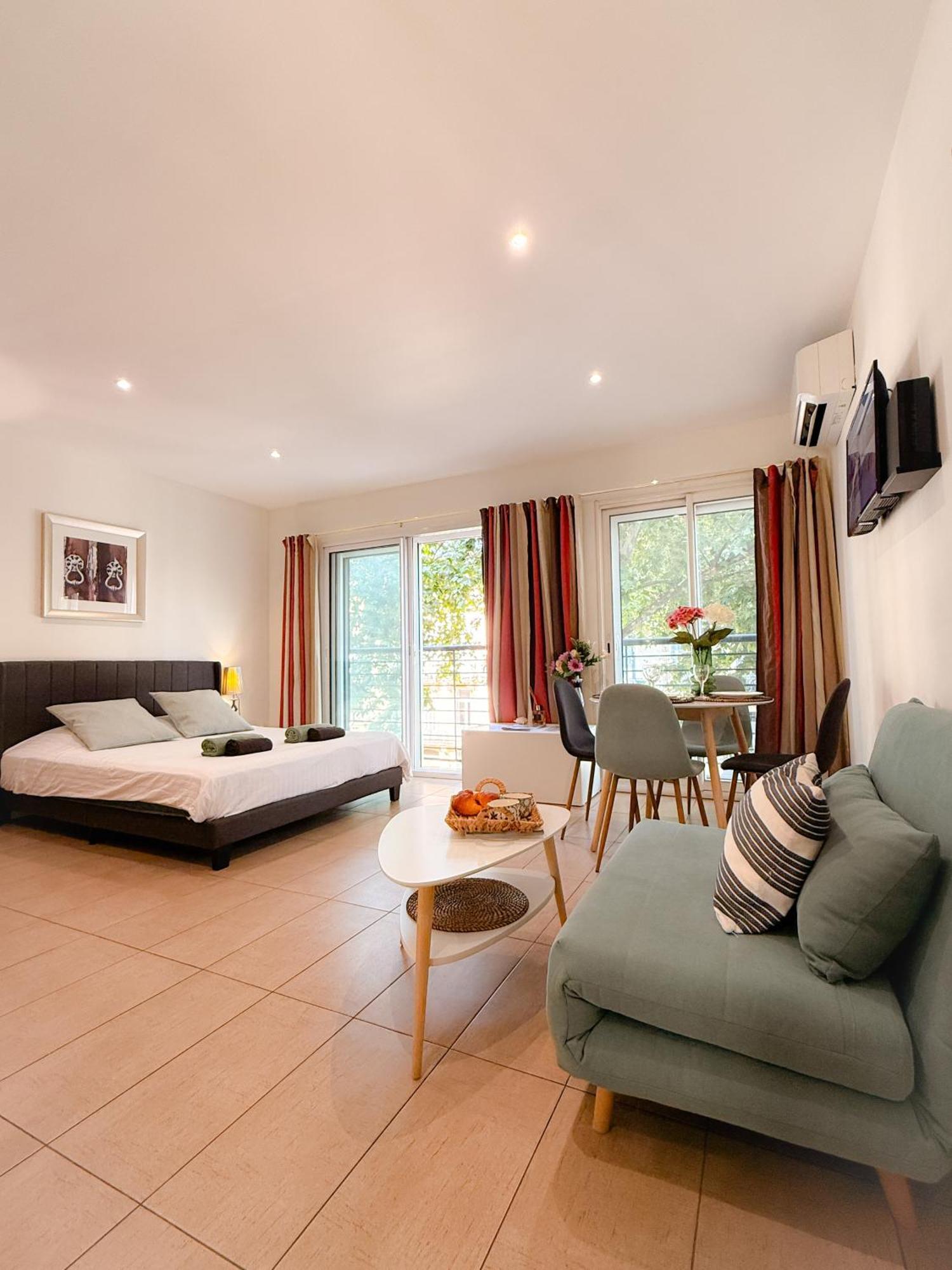 Appartement Le Carnot By Apirent #centre-ville #climatisation #wifi Cannes
